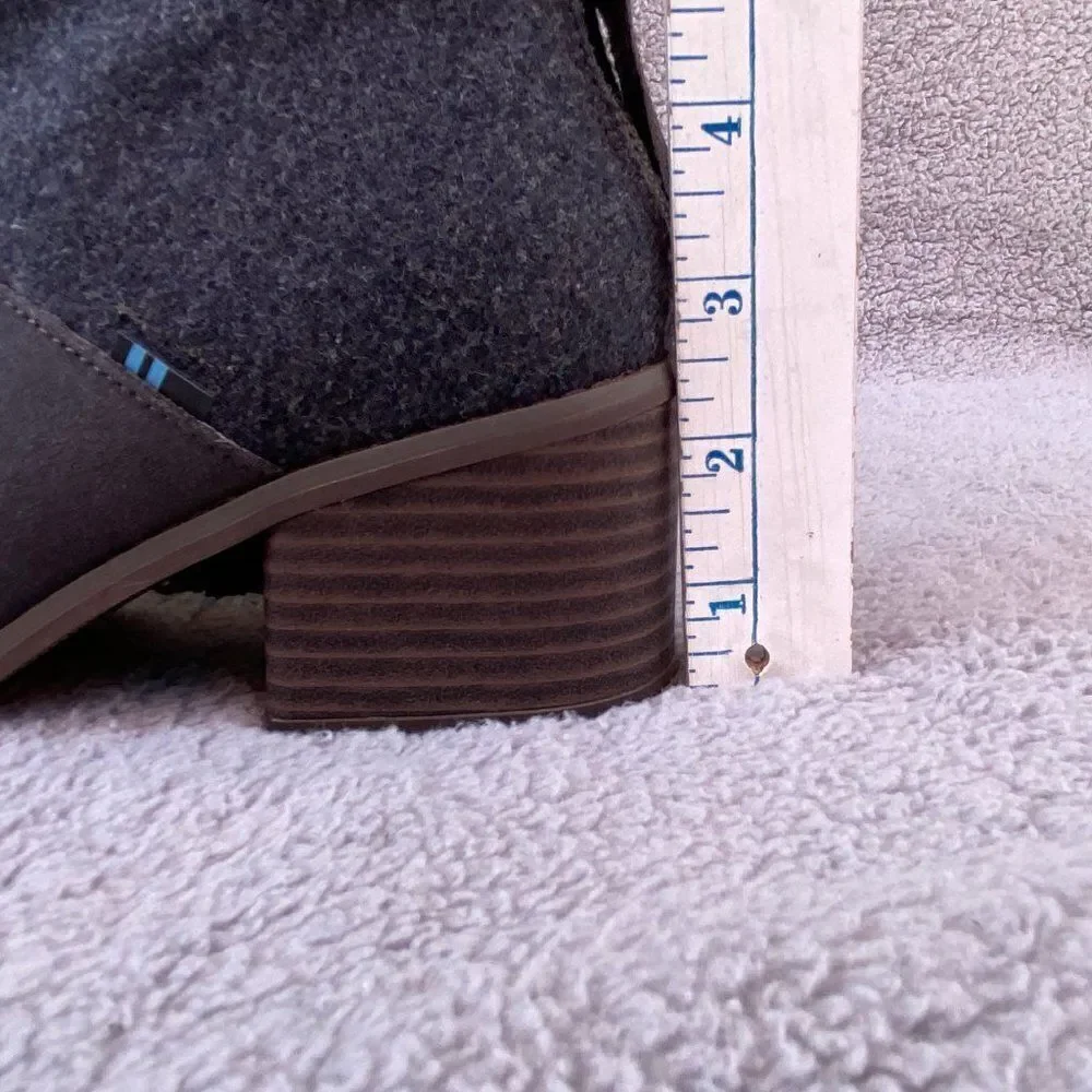 TOMS Lacy Bootie Grey Wool Leather Booties Sz 6.5 - Picture 9 of 9